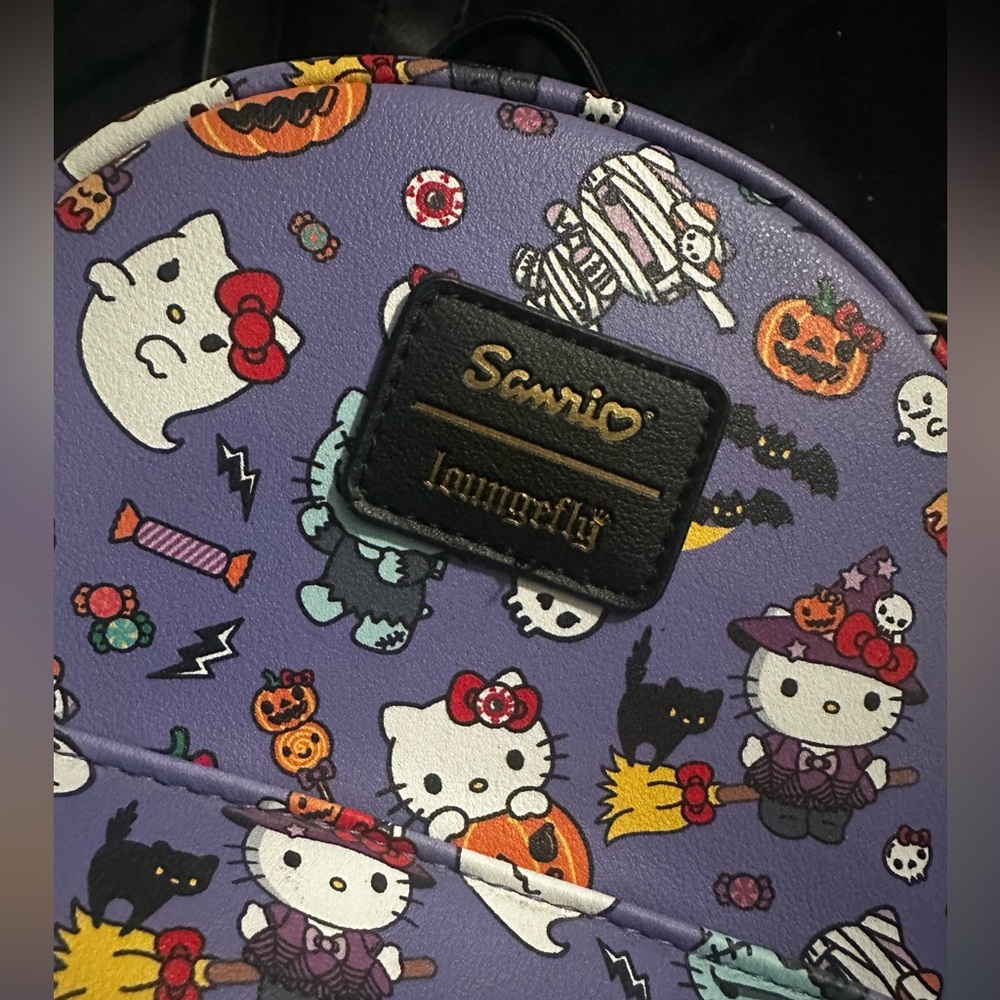 Sanrio Halloween Loungefly - Picture 4 of 7